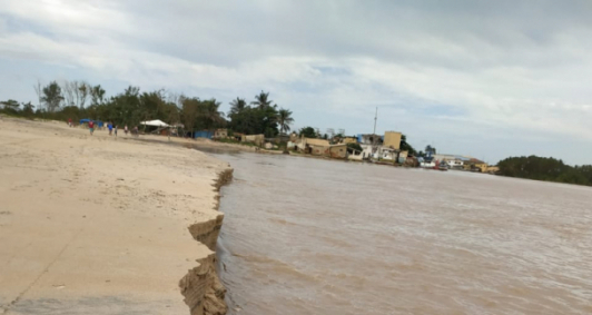 Foz do rio Paraba do Sul voltou a abrir em Atafona