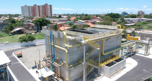 Esta&ccedil;&otilde;es de tratamento, adutoras e redes de distribui&ccedil;&atilde;o comp&otilde;em o sistema 