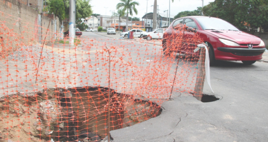 Rua Ant�nio de Castro, no Parque Presidente Vargas'