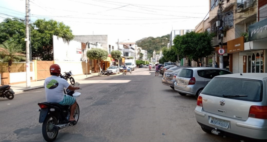 S com os servios essenciais funcionando, movimento caiu consideravelmente no Centro na quinta-feira