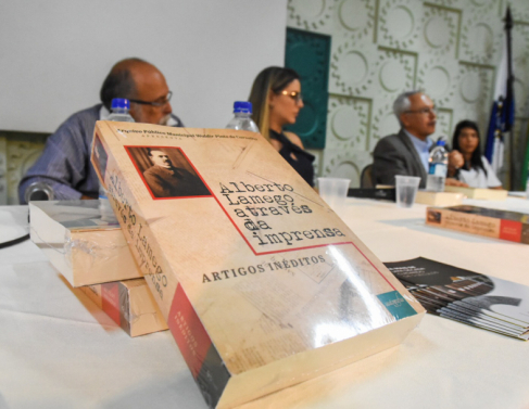 Lanamento de livro sobre Alberto Lamego no Arquivo Pblico Municipal Waldir Pinto de Carvalho