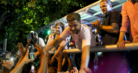 Wladimir comemora vitória no segundo turno