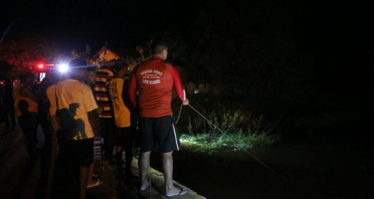 Carro cai na Ponte do Saraiva na estrada de Lagoa de Cima