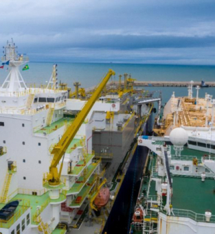 Primeira carga de gás