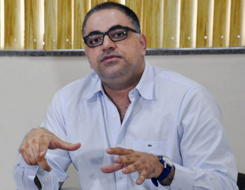 Médico Charbell Kury