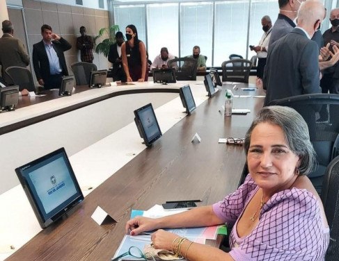 Carla Machado em reunião no Rio