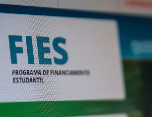 Fundo de Financiamento Estudantil (Fies)