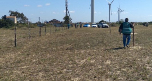 Demarcações irregulares retiradas em Gargaú