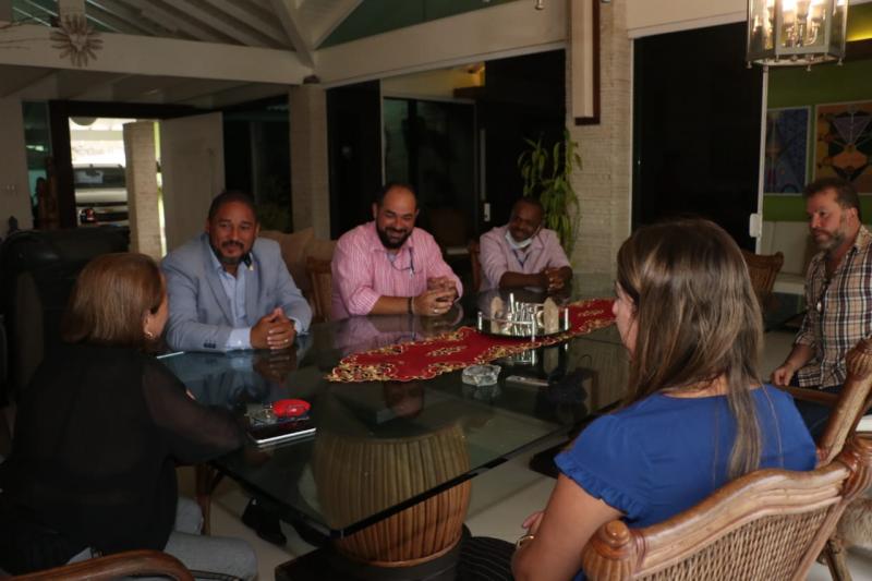 Prefeita e vice de So Joo da Barra receberam Ronaldo Anquieta na sexta-feira