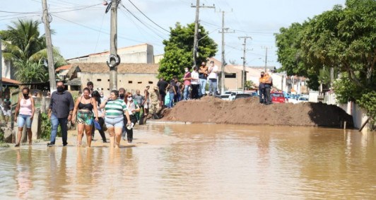 Governador visita Barcelos (Fotos: Rodrigo Silveira)
