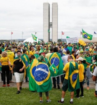 Manifestações no 1º de maio, em apoio ao presidente Bolsonaro.