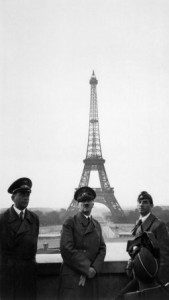 Hitler e a Torre Eiffel 
