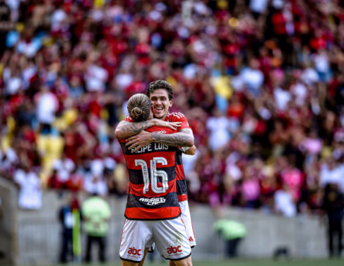 Flamengo venceu o Cuiabá por 2 a 1 na tarde deste domingo