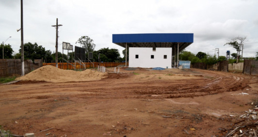 Terminais ainda em construo (Fotos: Rodrigo Silveira)