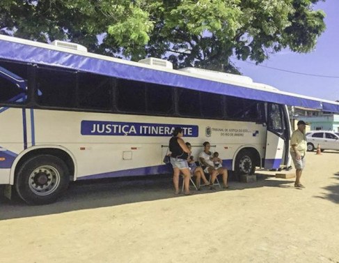 Ônibus de Justiça Itinerante