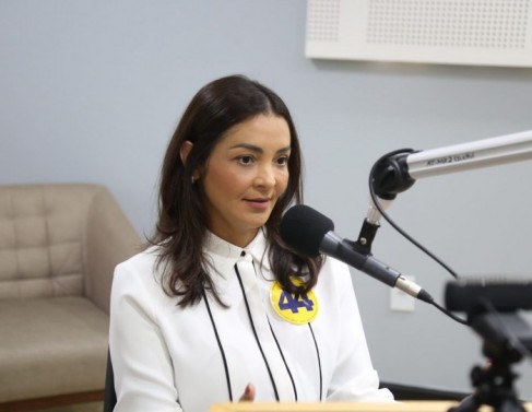 Delegada Madeleine no Folha no Ar