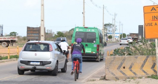 Passarela da RJ 216 segue sem previso de obras 
