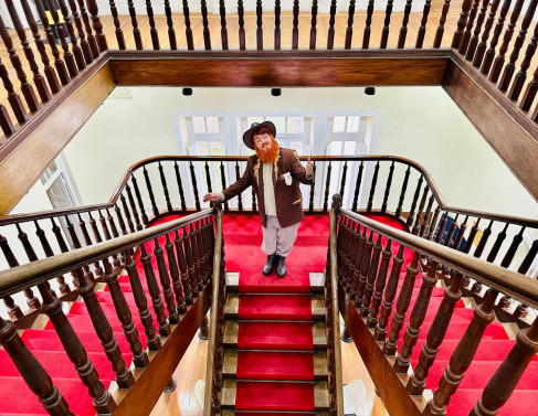 O ator Pedro Fangundes vive o coronel Ponciano