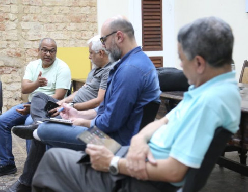 Reunião na quarta (1º) sobre o FDP!, no Museu Histórico de Campos, contou com representante da Fundação Cultural Jornalista Oswaldo Lima, mas não com a sua presidente, Fernanda Campos (Foto: Rodrigo Silveira/Folha da Manhã)