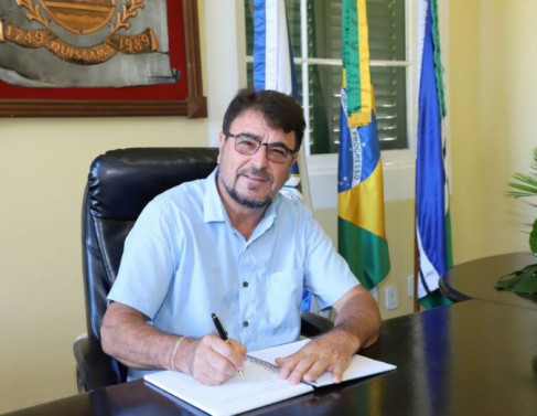 Marcelo Batista, prefeito de Quissam&atilde;