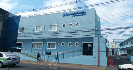 Sede da concession&aacute;ria &Aacute;guas do Para&iacute;ba, no Centro de Campos