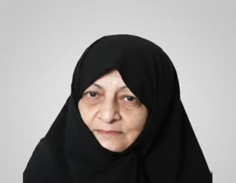 Mansoureh Khojasteh, esposa do falecido aiatol&aacute; Ali Khamenei