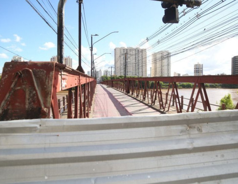 Ponte Barcellos Martins