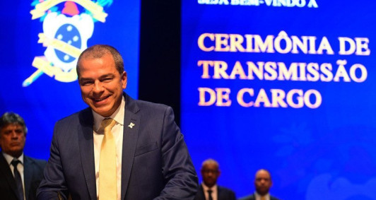 Cerim&ocirc;nia de posse de Frederico Paes como prefeito de Campos dos Goytacazes