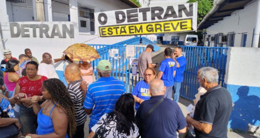 Detran em greve 