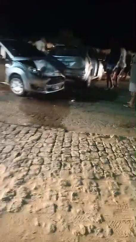 Acidente com &oacute;bito na Campos - Farol