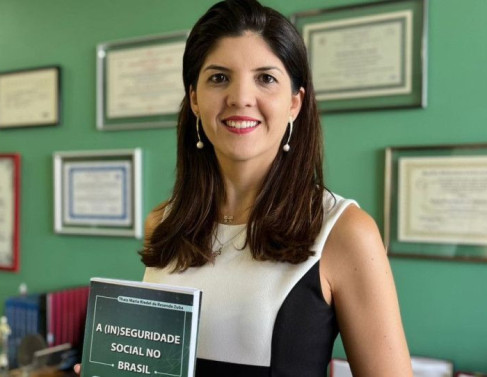 Tha&iacute;s Riedel, procuradora do Distrito Federal, herdou a tradi&ccedil;&atilde;o jur&iacute;dica da fam&iacute;lia