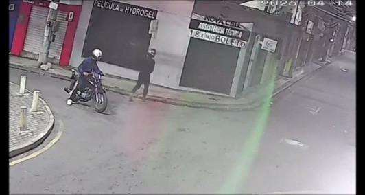 Arrombamento e furto em com&eacute;rcio no Centro de Campos 