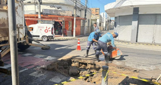 Reparo na Rua Tenente Coronel Cardoso
