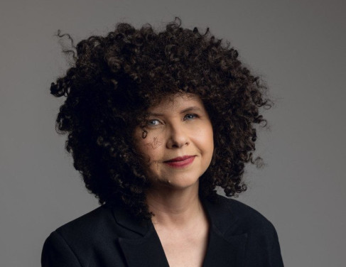 Roberta Campos na cidade, dia 11