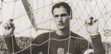 Goleiro defendeu o Gigante da Colina entre 1969 a 1975. 