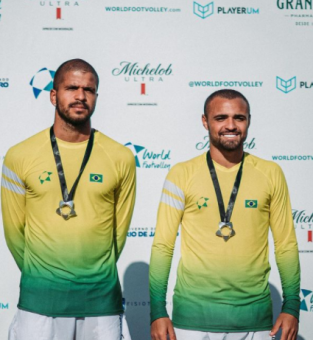 Renan e Felipinho formaram uma das quatro duplas brasileiras