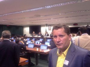 Prefeito Neco durante reunio da comisso especial da reforma poltica na Cmara.