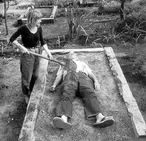 Bukowiski deitado e soterrado de amor �s mulheres