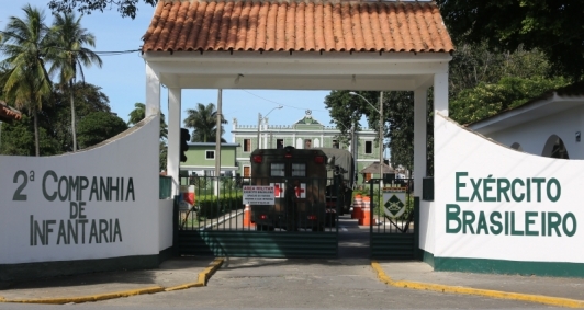 Comboio do Exército em Campos