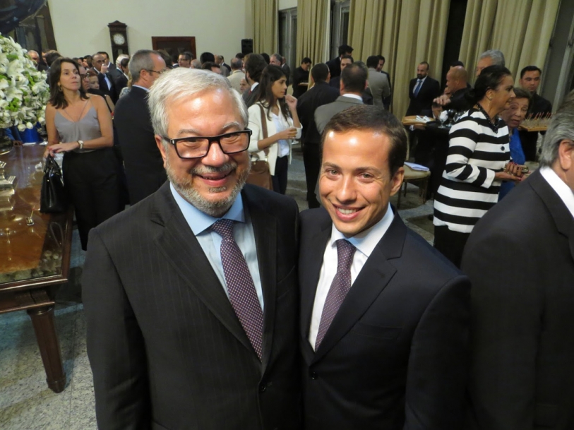 Corrup&Atilde;&sect;&Atilde;&pound;o de pai para filho: Jonas Lopes Filho e Jonas Lopes Neto delatam 70 prefeituras