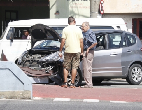 Acidente na 28 de Mar�o