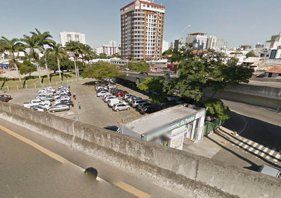 �rea das mais valorizadas no centro de Campos havia sido concedida para explora��o empresa ainda n�o regularmente constitu�da, entre outras irregularidades