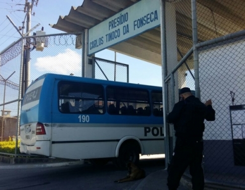 Transferências de presos e detidos em Campos