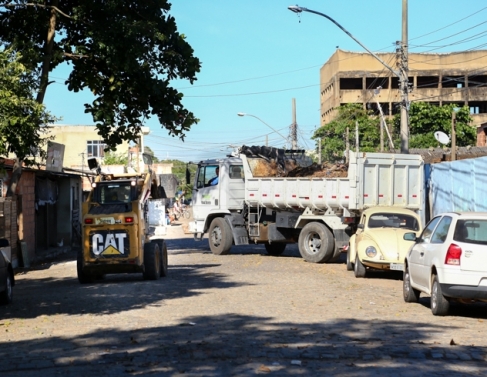 Limpeza no entorno do rio Paraba