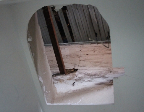 Salo arrombado no Centro