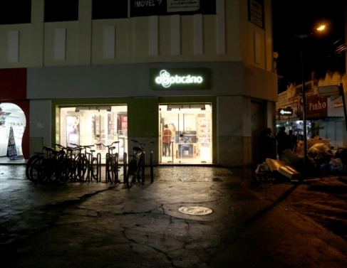 Loja da Botic&aacute;rio assaltada no Centro