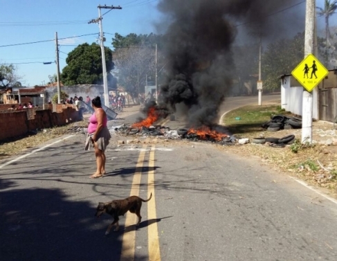 Protesto na localidade de Quilombo 