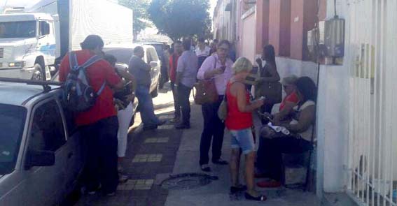 Os seguidores de Garotinho est�o se reduzindo a gatos pingados