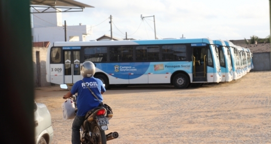 Funcion�rios reivindicam sal�rios