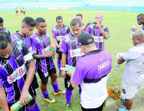Roxinho come&ccedil;a a decidir s&eacute;rie C